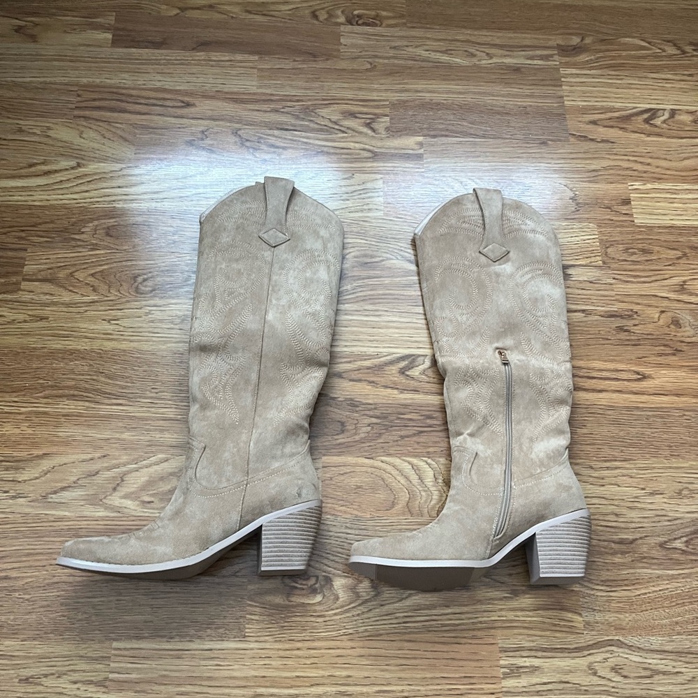Tan Suede Western-Style Women's Boots - Picture 2 of 5